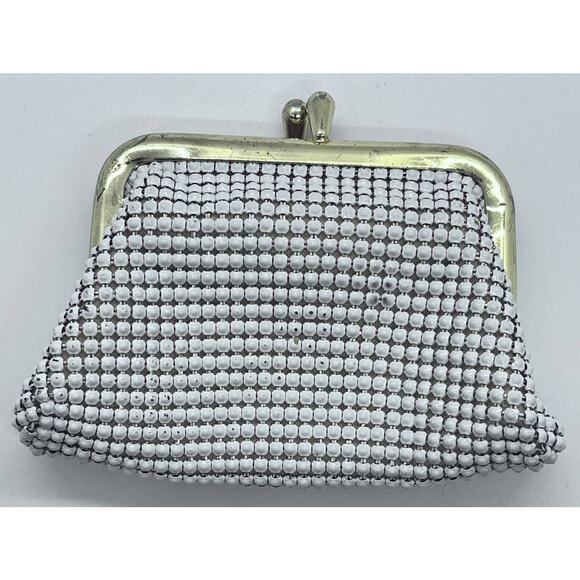 Vintage Whiting & Davis White Enamel Mesh Coin Purse - Picture 1 of 10